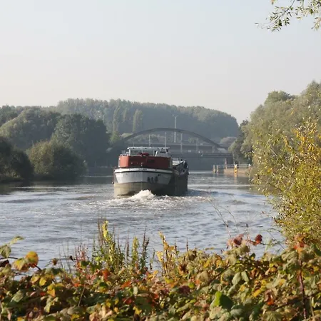 The View Bis Bed & Breakfast Kortrijk